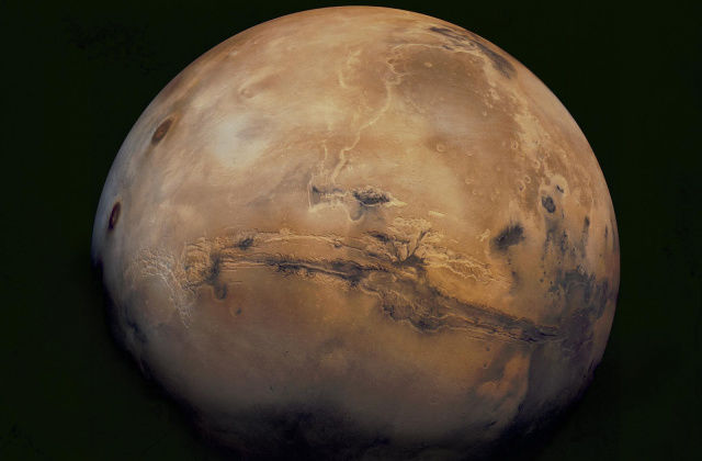 火星の南極にさらに3つの地下湖を発見か。生命の存在は意見分かれる