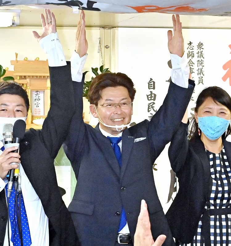 鯖江市長選挙、佐々木勝久氏が初当選