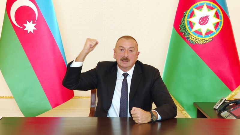 アゼルバイジャン大統領、アルメニアにナゴルノ撤退期限設定を要求