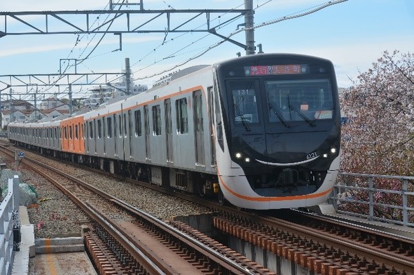 東急大井町線の『Qシート』は10月12日に再開10本中6本の暫定的再開に