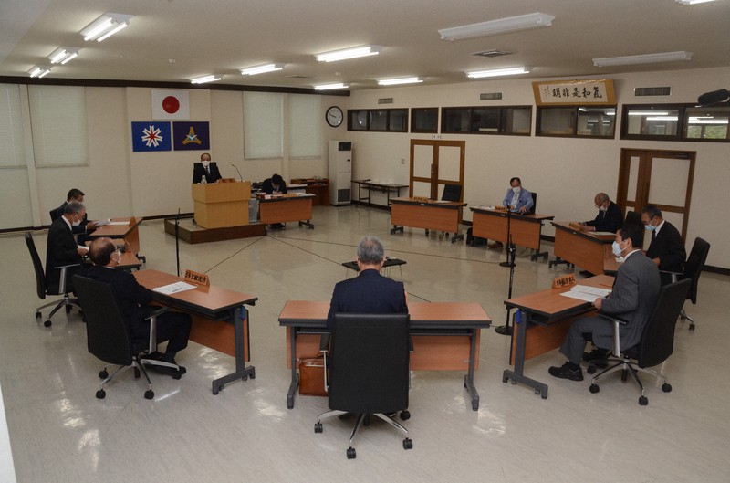 北海道・神恵内村議会、核のごみ最終処分場の文献調査応募請願を採択
