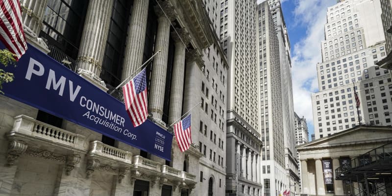 NY株続伸、161ドル高　米経済対策期待が支え