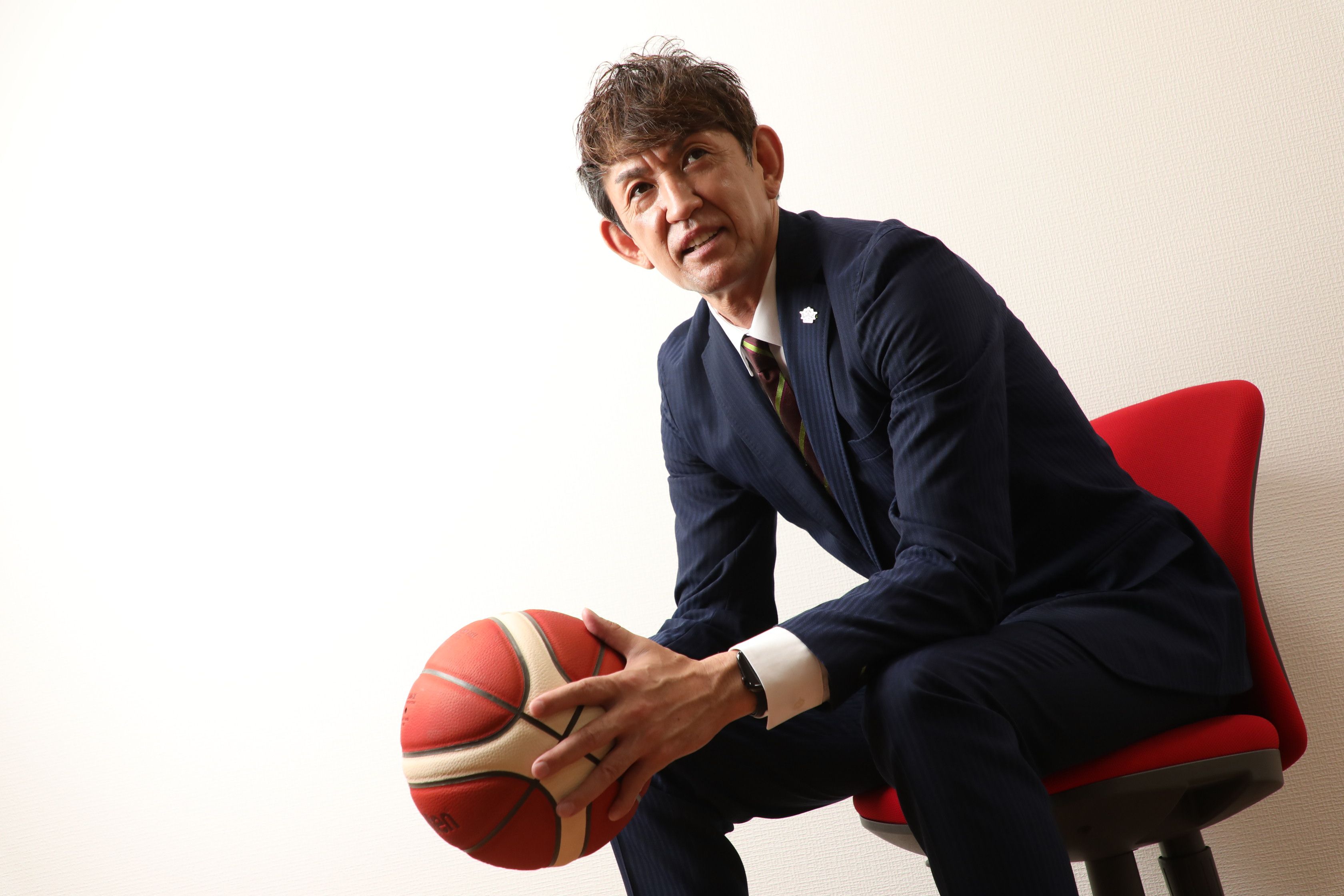 折茂武彦、27年間トップ選手として存在できた理由　選手兼社長で知ったバスケットボールと経営の共通点