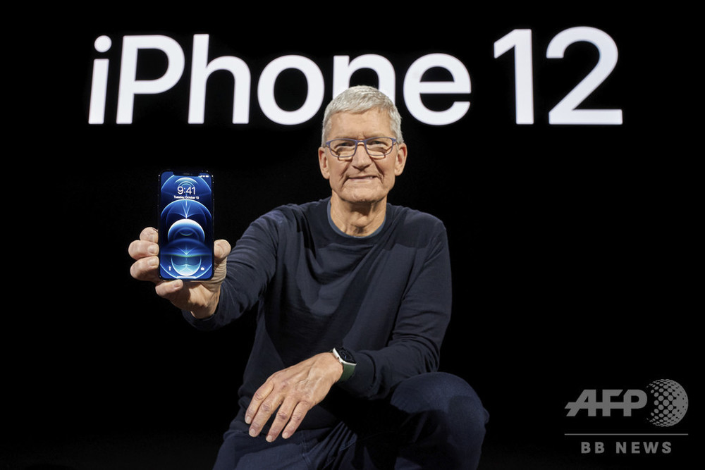 アップル、初の5G対応iPhone発表