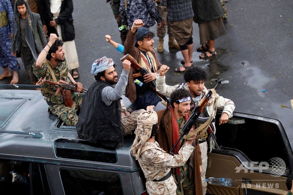 イエメンで拘束の米国人2人解放、フーシ派240人が帰国 人質交換成立か