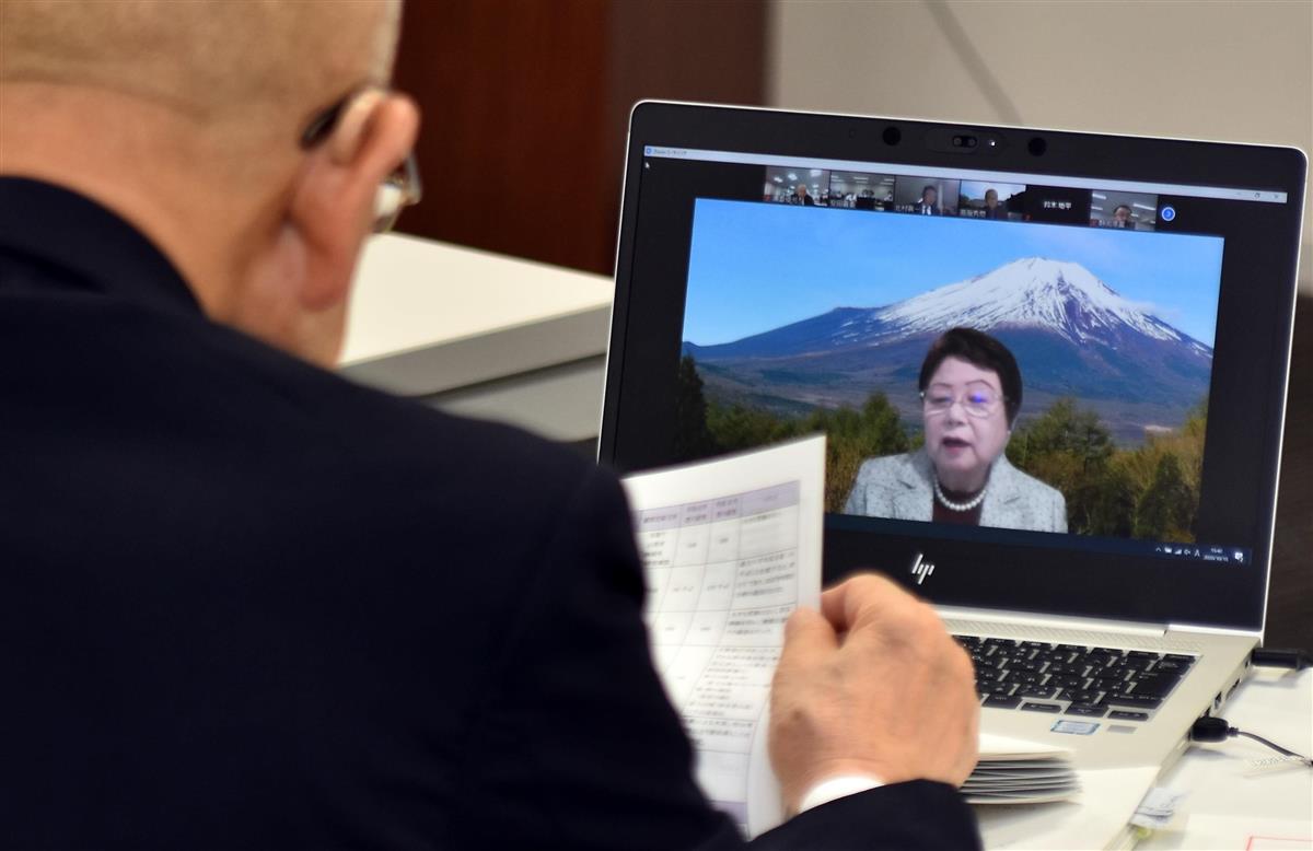 富士山登山鉄道、環境保全など条件　世界遺産学術委が中間提言