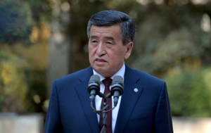 キルギス大統領が辞任、流血の事態望まずと説明 - ロイター