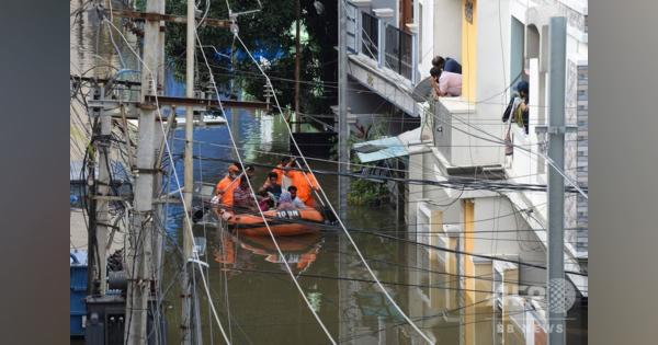 インド南部で豪雨、30人死亡 IT都市ハイデラバードで被害多数