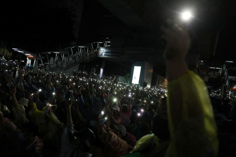 アングル：タイの反政府デモ隊、「全員がリーダー」合言葉に拡大