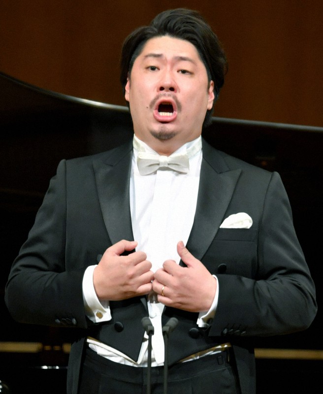日本音コン 本選会 声楽部門はバリトンの小林啓倫さんが1位に