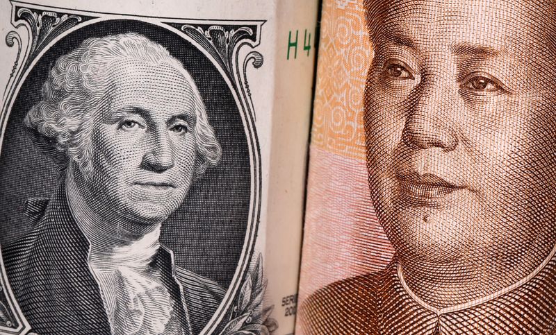 中国国有銀、為替フォワードで元高抑制する取引＝関係筋