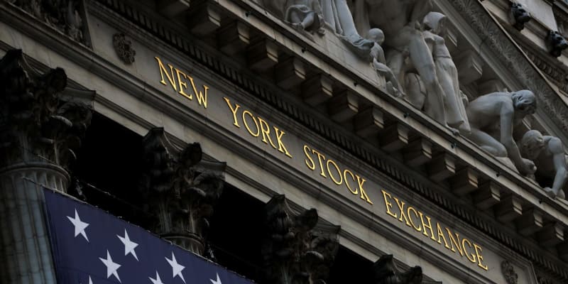 NY株続伸、554ドル高 大型経済対策に期待
