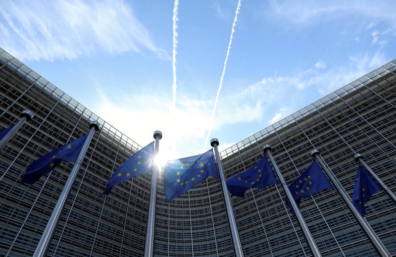 欧州委、21年ユーロ圏成長率予測を4.2％に下方修正　感染第2波で