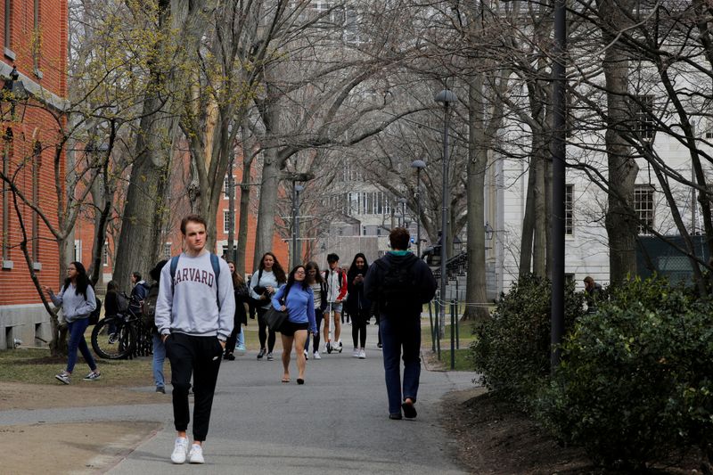 米高裁、ハーバード大の人種に基づく入学選考巡り差別認めず