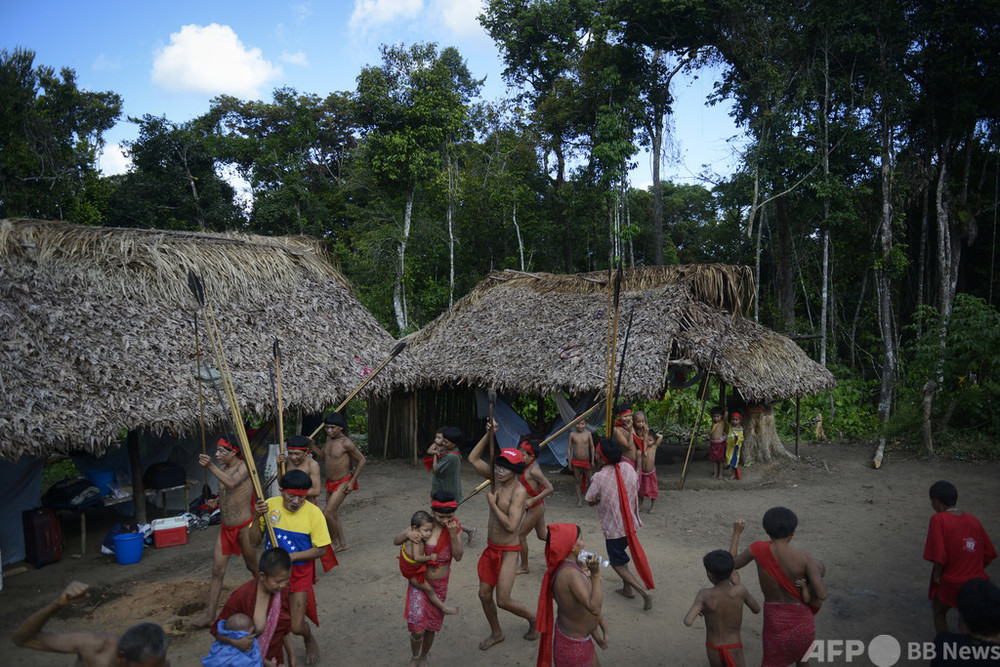 アマゾン先住民族居留地、コロナ感染拡大「完全に制御不能」