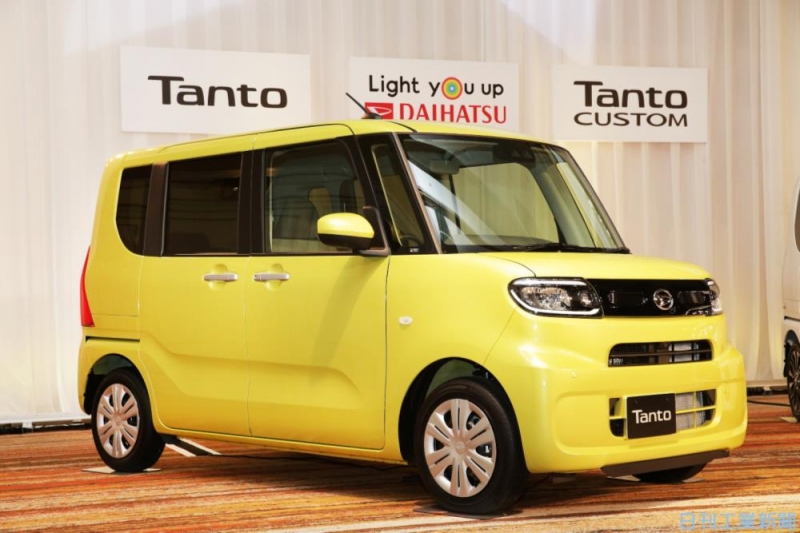 ガソリン車に 万円で 軽ストロングｈｖ ダイハツがコスト抑え普及目指す