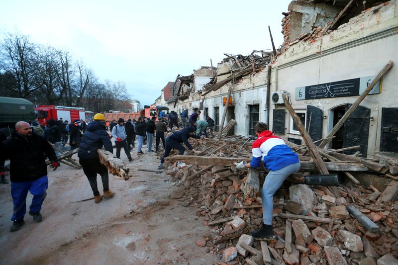 クロアチアでＭ6.4の地震、6人死亡　20人超負傷