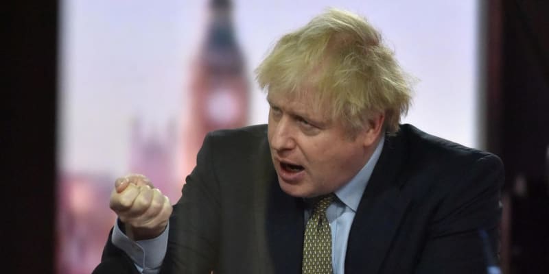 英首相、規制強化を示唆　コロナ感染者、高止まり