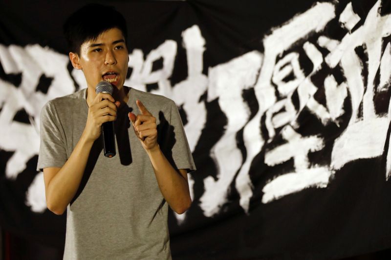 香港警察、民主派前議員など53人逮捕　国安法違反の疑い