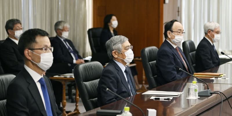 日銀、景気「持ち直している」　支店長会議で黒田総裁