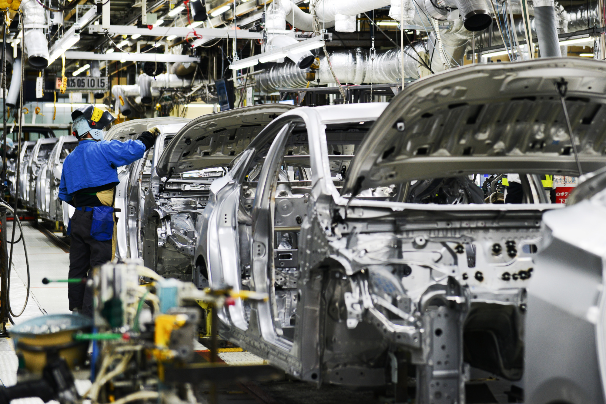 半導体不足、日系自動車メーカーに50万台減産の可能性－三菱モルガン