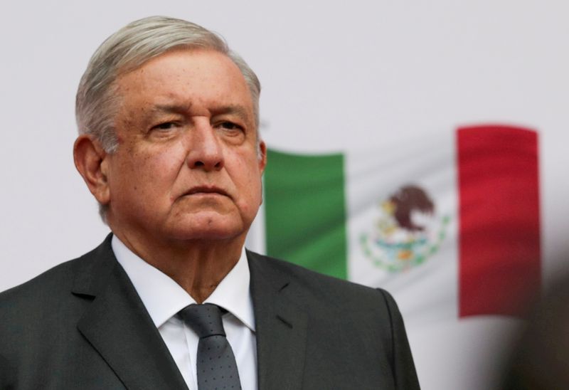 メキシコ大統領、新型コロナ検査で陽性　「症状軽い」