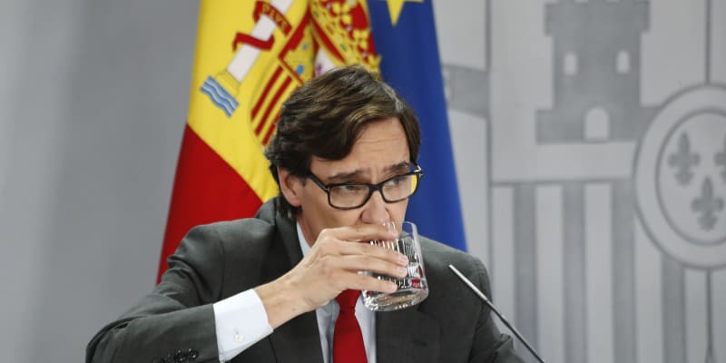 スペインの保健相が辞任　カタルーニャ首相に立候補