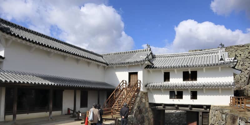 姫路城の鉄板張り門、2月初公開　火薬貯蔵の櫓も
