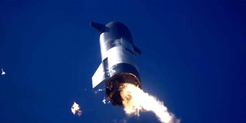 米の新宇宙船、試験で墜落し爆発　スペースX、けが人なし