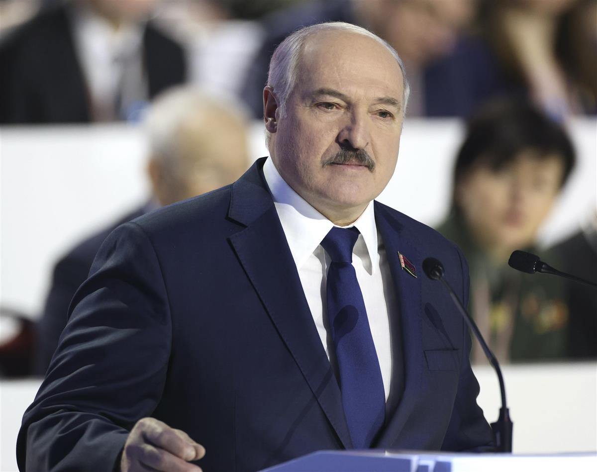 ベラルーシ大統領、ロシア重視を強調民主化要求は拒否