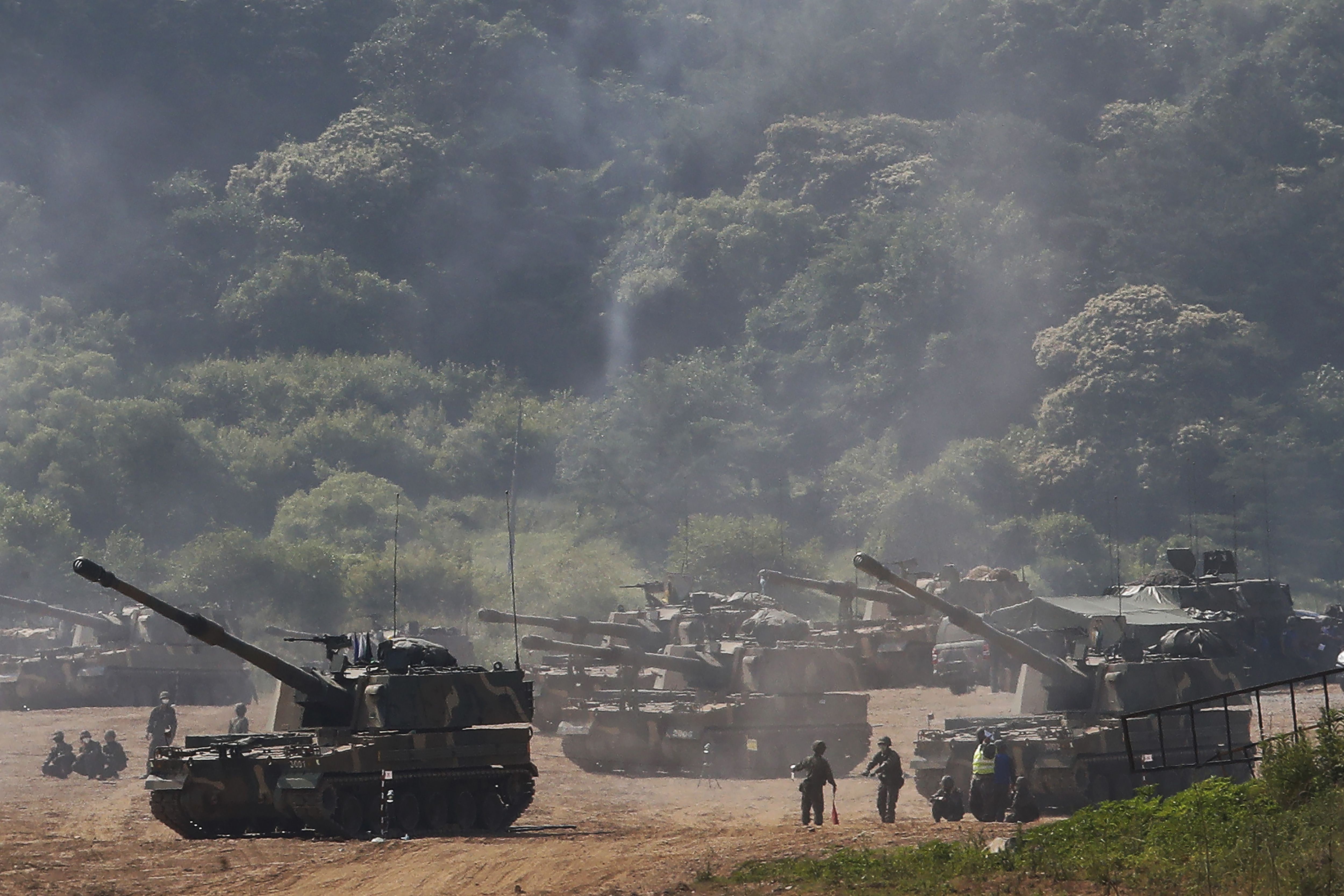 ロス暴動の略奪を防いだ韓国人に見る兵役体験の凄み 韓国兵役残酷物語 3 自殺者続出の射撃訓練と手榴弾投擲訓練