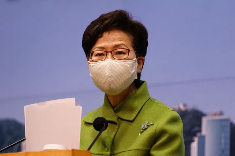香港行政長官、中国の「愛国者」による統治計画に支持表明