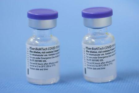 英、医療従事者のコロナ感染70％減少　ファイザー製ワクチンの初回接種で