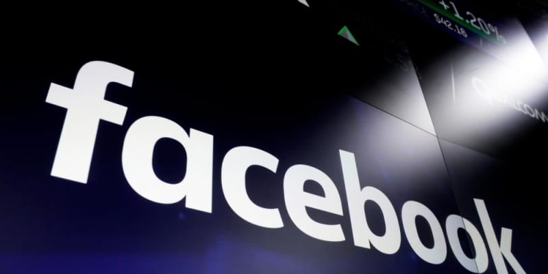 フェイスブックが1千億円　記事に対価、今後3年で