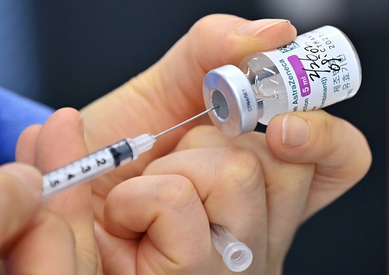 カナダ、アストラゼネカワクチン承認　接種計画の加速目指す