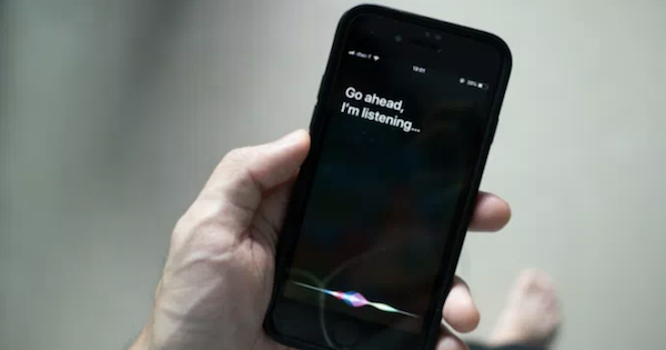 アップル、Siriが吃音などを上手く聞き取れる方法を研究中。ポッドキャストを活用