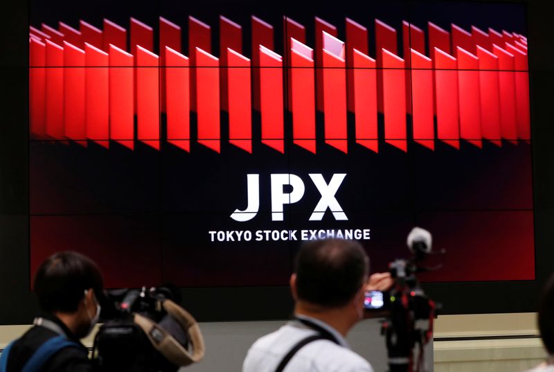 東京株式市場、日経平均が3万円回復　2月25日以来