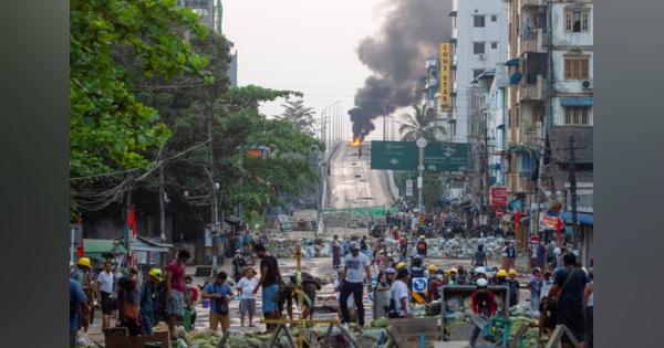 ミャンマー仏教僧組織、国軍にデモ参加者への暴力停止を要求