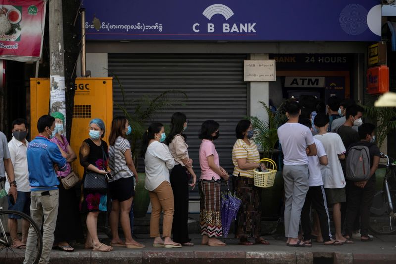 ミャンマー経済、今年は10％のマイナス成長に＝世銀