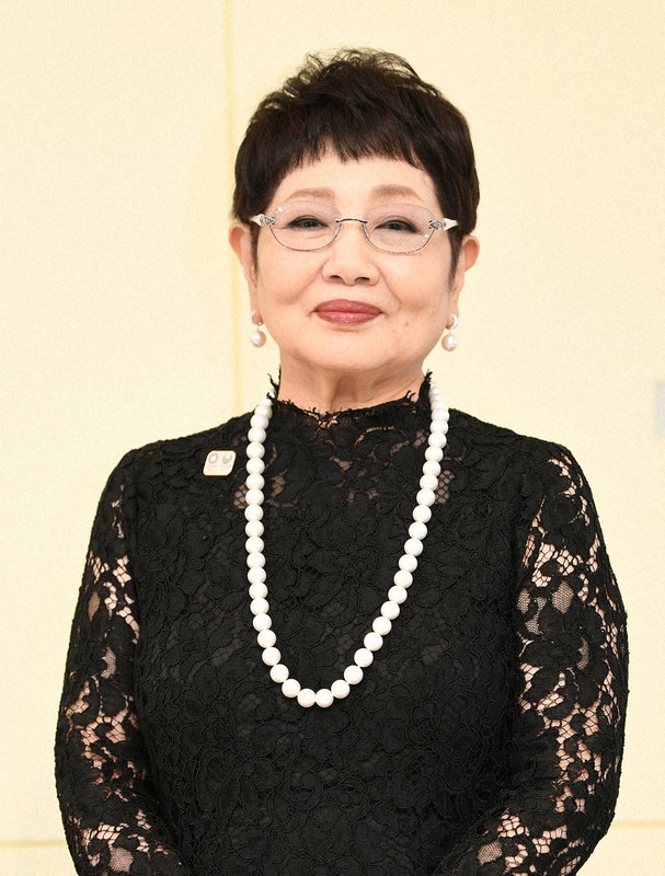 泉ピン子さん 最後にママと呼ぶと目を 橋田寿賀子さん死去