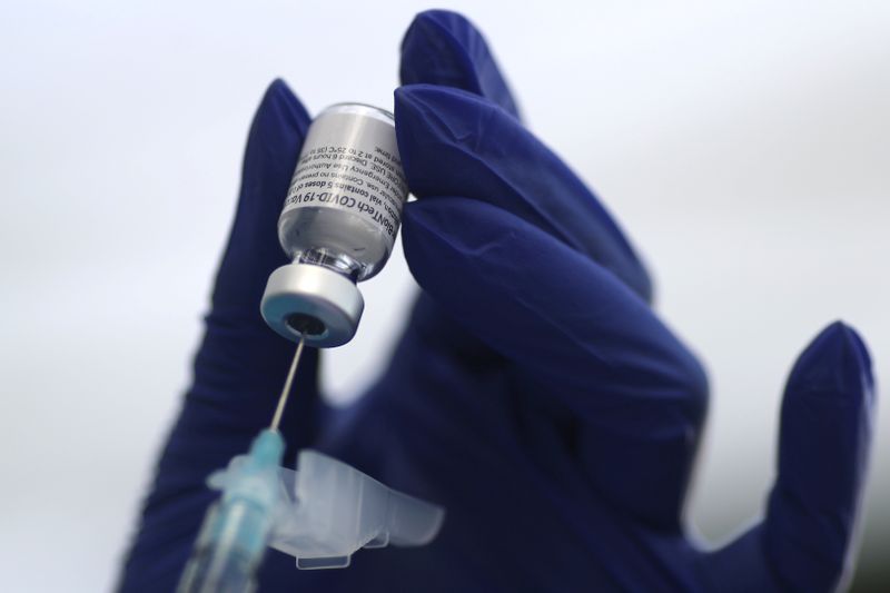 米、高齢者55％がワクチン接種完了　新規感染者は3週連続で増加