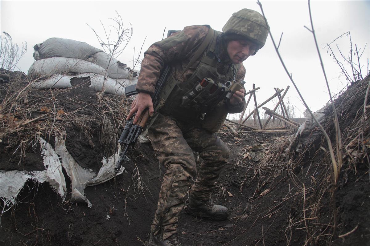 緊張高まるウクライナ東部、停戦違反１０倍に　米露が牽制合戦