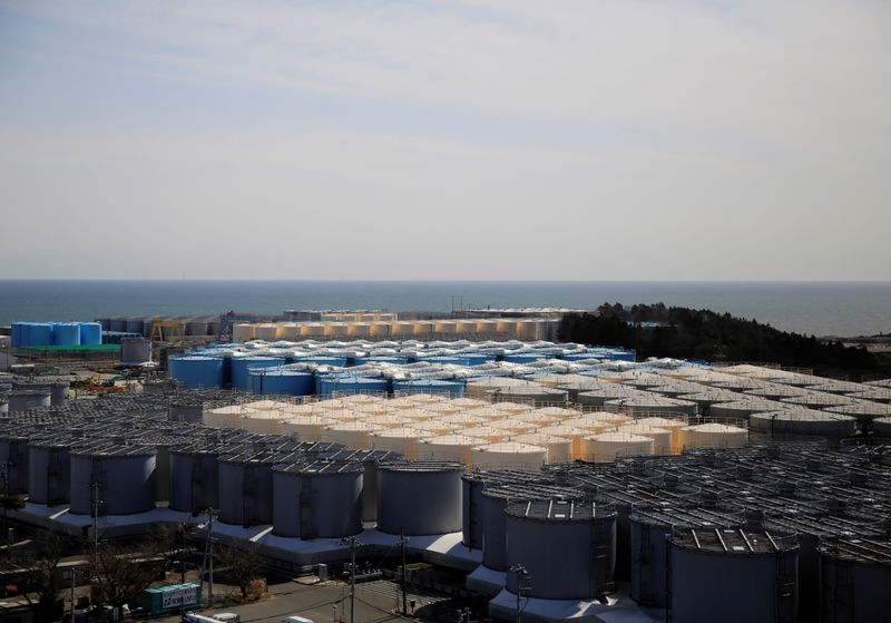 福島原発汚染水の処理、「近日中に判断」と菅首相