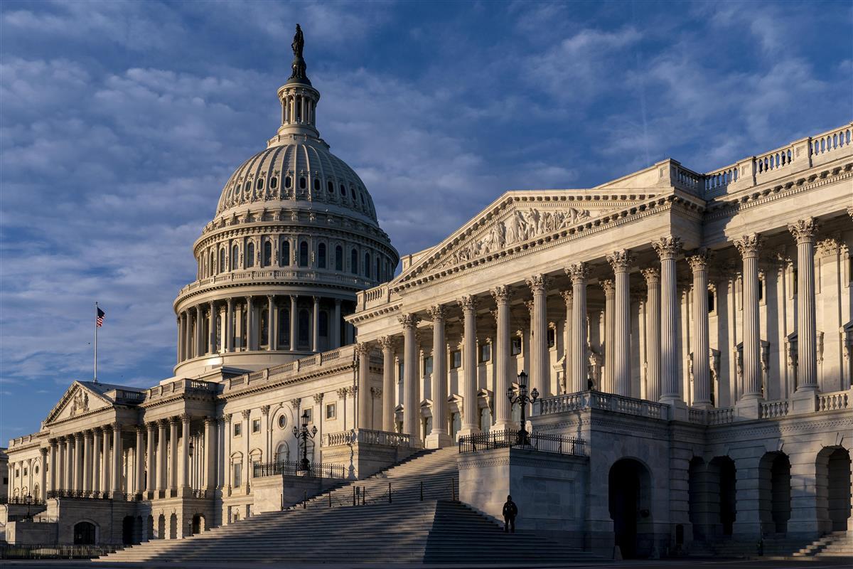 米上院超党派議員、対中戦略めぐる包括法案を発表