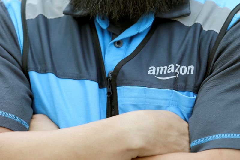 米アマゾン従業員、物流拠点の労組結成を否決　賛成派は異議