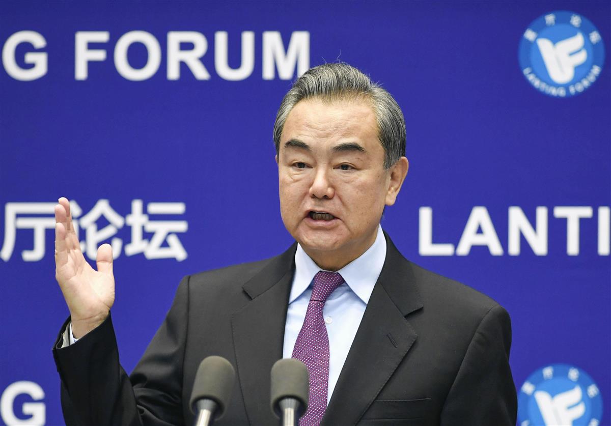 「中国にも民主ある」王毅外相が反論