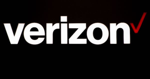 ベライゾン、メディア部門の90％売却へ－アポロが50億ドルで取得