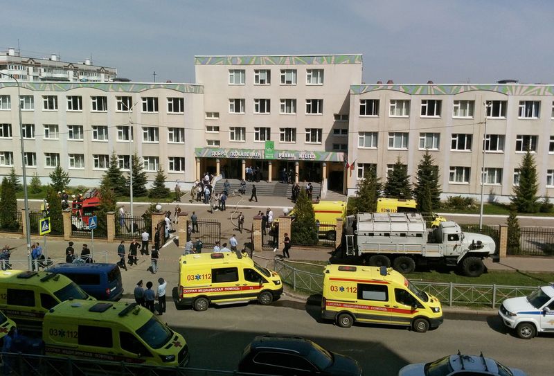 ロシア中部の学校で銃乱射、生徒ら9人死亡　19歳男を拘束