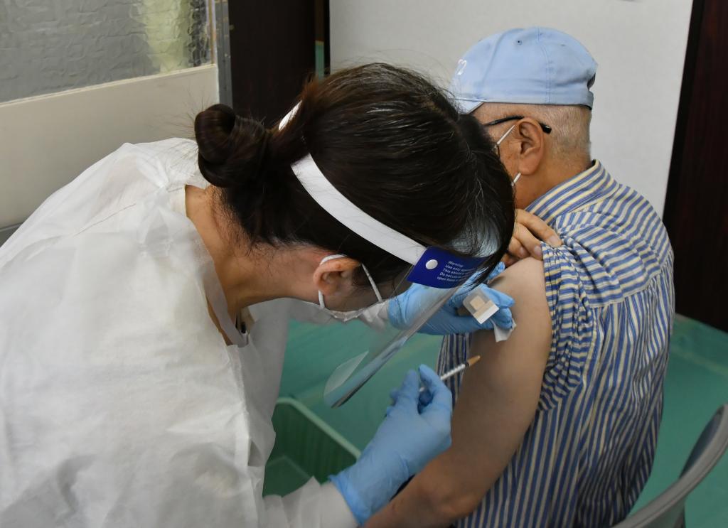 42歳エリート町長らが高齢者そっちのけでワクチン接種　茨城県城里町3役を直撃