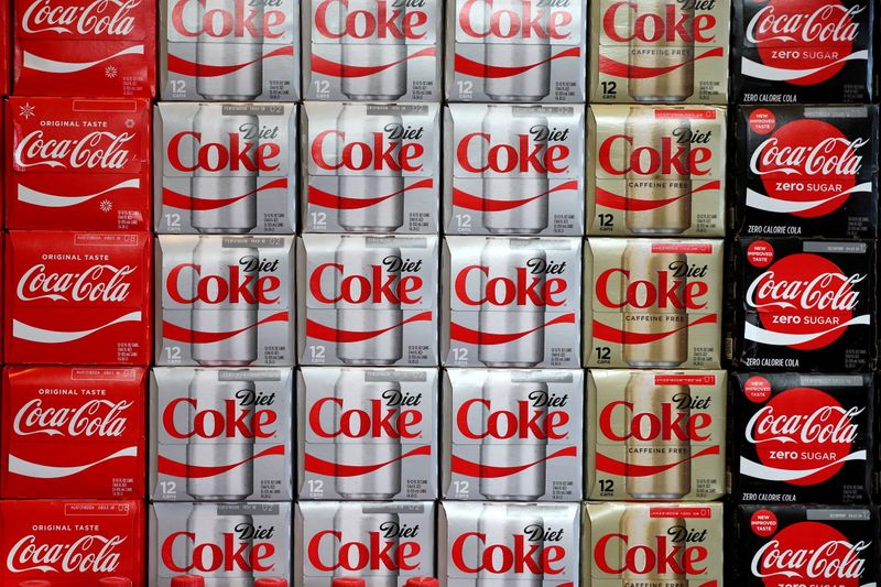 米コカ・コーラ、北米でエナジードリンクの販売打ち切り